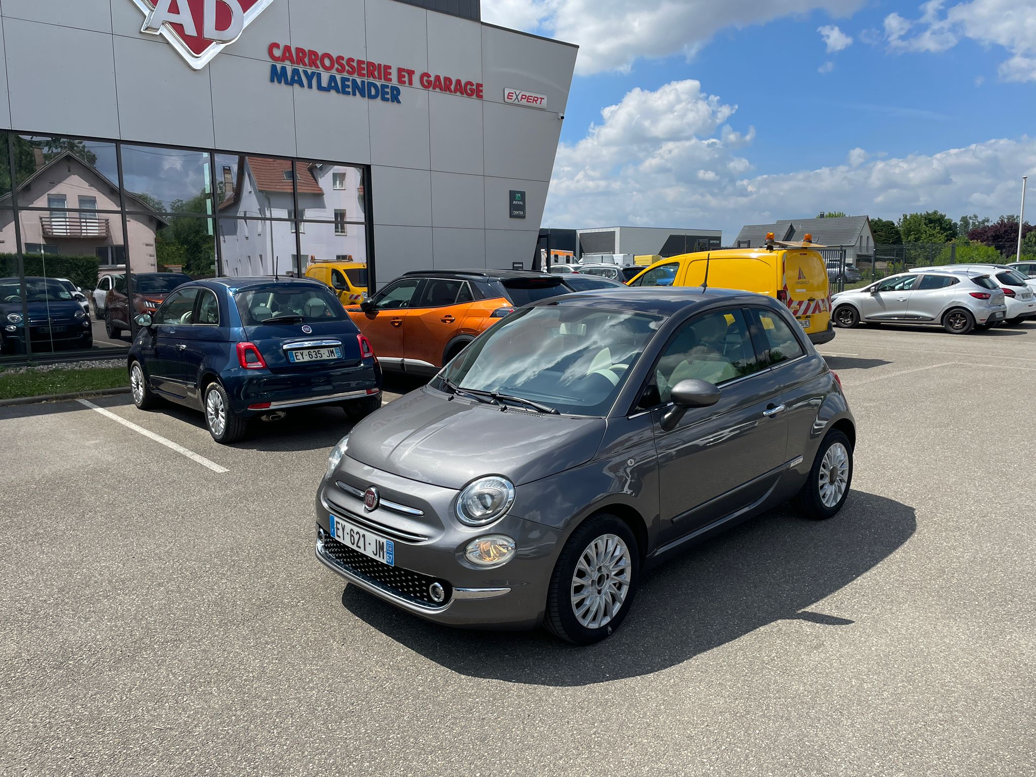 FIAT 500 MEL LOCATION HANGENBIETEN AEROPORT STRASBOURG ENTZHEIM EUROMETROPOLE BAS-RHIN ALSACE GRAND EST 19